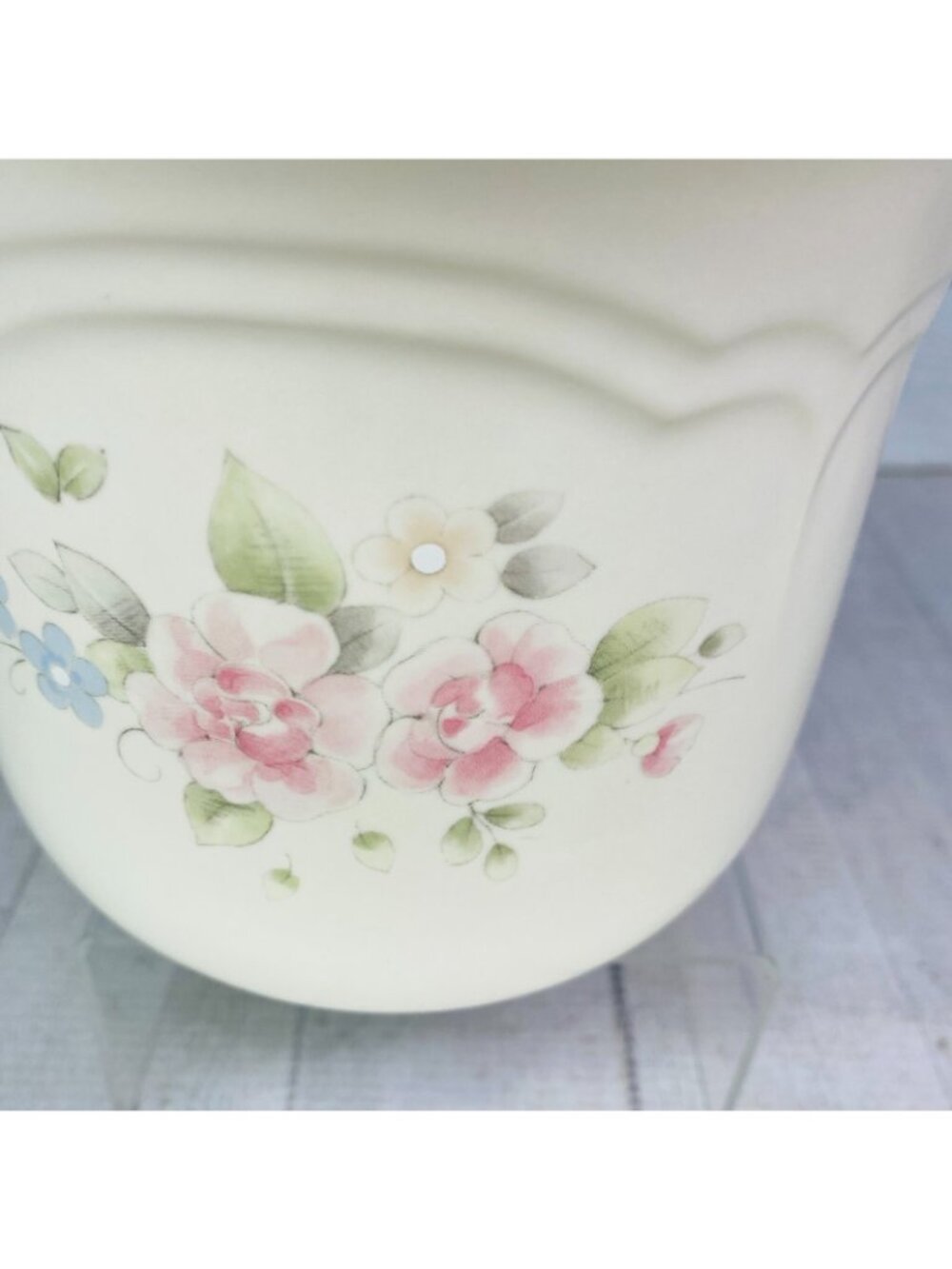 Pfaltzgraff TEA ROSE Pink Blue Floral 1.5 Qt Stoneware Medium Lidded Canister - Picture 15 of 16
